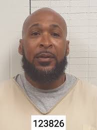 Victor Gentry's Instagram, Twitter & Facebook