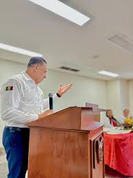 El Dr. César Noé Ángulo Parra, secretario general de la seccion XI Sinaloa  #SNTSS y la Dra. Tania Clarissa Medina López, titular del #IMSSSinaloa  participaron en la Feria de la Salud por