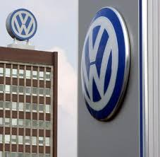 Wir nutzen cookies um ihnen die bestmögliche nutzung unserer webseite zu ermöglichen und unsere kommunikation mit ihnen zu verbessern. Flucht Unter Rettungsschirm Was Staatshilfe Fur Die Vw Bank Den Kunden Bringt Welt