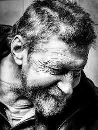 Am Mittwoch (22.10.) um 18:30 Uhr wird bei uns die Ausstellung „Ein Blick  auf Lima“ des peruanischen Fotografen Fidel Carrillo  (@fidelcarrillo.fotografia) eröffnet. Die Fotoserie hebt mit großer  Ästhetik die farbenfrohe andine Welt