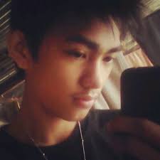 Dan Marvin Roxas (@ikawnaDan)