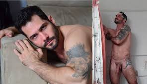 Ex-policial famoso do Onlyfans Evandro Silveira tomando banho pelado -  Famosos Nus
