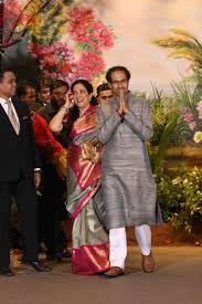 Uddhav, the president of the shiv sena and the son of bal thackeray, was born on july actively involved in political campaigning for his party, uddhav thackeray led the shiv sena to a massive victory in the brihanmumbai municipal. Uddhav Thackeray Rashmi Thackeray At Sonam Kapoor And Anand Ahuja S Wedding Reception On 8th May 2018 Uddhav Thackeray Bollywood Photos