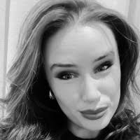 90+ perfiles de «Devoy»