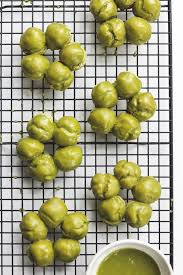 I thought these donuts would be more delicious if i added eggs, so i tried it. Baked Matcha Mochi Donuts Pon De Ring Okonomi Kitchen Matcha Mochi Matcha Green Tea Recipes Green Tea Recipes