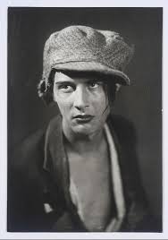 Harry Cort: wszystkie kłamstwa amanta ze skazą