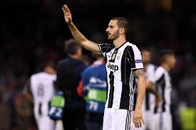Profilo twitter ufficiale di leonardo lunedì 9 agosto #viterbo abbraccerà il suo campione @bonucci_leo19 le modalità di ingresso allo. Leonardo Bonucci Completes Transfer To Ac Milan From Juventus Bleacher Report Latest News Videos And Highlights