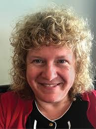 Jennifer Zinck's Instagram, Twitter & Facebook