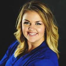 Courtney Channell's Instagram, Twitter & Facebook