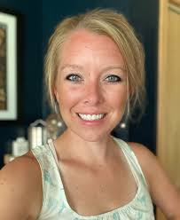 Penny Moniz's Instagram, Twitter & Facebook