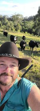 All my sweethearts when county waste picking up 🥰❤️oh happy new year love  you 🙏🎊🥰❤️🎉🫂😇