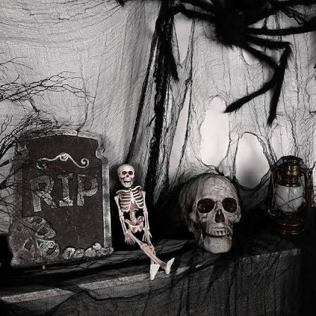 Amazon.com: 410 x 80 in Halloween Creepy Cloth for Yard and Outdoor  Decorations,Black | Large Spooky Fabric Scary Gauze Cheesecloth for Haunted  House Walls, Party Backdrops, Doorways and Indoor Halloween Displays :