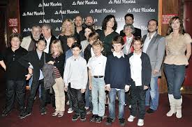Avant Premiere Du Film Le Petit Nicolas Au Grand Rex A Paris Le 20 Septembre 2009 En Presence De Toute L Equipe De Film Valeri Movies Movie Posters Poster