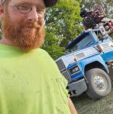 Timberjack 380b grapple skidder Cummins motor, everything works except the  winch. 28l26 tires front basically new backs 70 to 80 percent I think I  have all of the shields price 15000, call