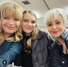 Joe N Bridgette Seales, Laurence Leneski, Craig Morgan Private Chattzz ,  Aaren Mathews, Český Rosťislav, Chema Ceja, Beanie Patterson, Michael  Sytsma, Tim Link, Adrian Mcquistan, Donn Mason, Kenneth Dimick Sr., Lori  Rowe