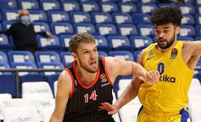 Ο γιάννης σφαιρόπουλος υποδέχεται την τρίτη (12/01, 21:05) την παλιά του ομάδα σε ένα ματς στο ισραήλ με τεράστιο βαθμολογικό ενδιαφέρον για τη 19η αγωνιστική. Pszin9v62fb4pm