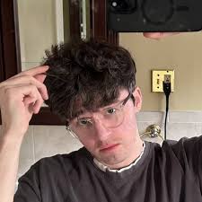 Corbin Lyons (@chronicallycorbin) · Instagram photos and Reels