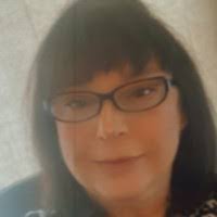 Wendy Mellott's Instagram, Twitter & Facebook