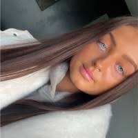 60+ "Jodie Lee" profiles