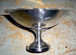 Compare prices on popular products in kitchen & dining. Silver Bowl Oneida Pedestal Bowl Vintage Small Serving Etsy Silver Bowl Vintage Bowls Bowl