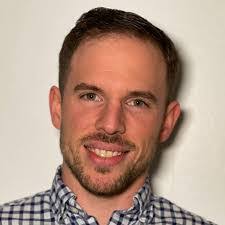 Eduardo Brito's Instagram, Twitter & Facebook