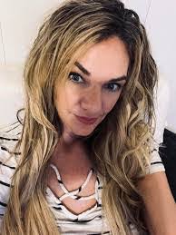 Selena Higgins's Instagram, Twitter & Facebook