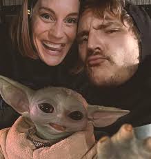 Happy Mando Monday!! 😍 #mandomonday #themandalorian #grogu