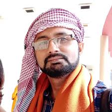 নিন্দা এবং প্রশংসা দুটোই ভীষণ কৌতুক বলে মনে হয় আজকাল। কখনও মুষড়ে পড়ি  আবার পরমুহূর্তেই আহ্লাদিত হই।এ থেকে যেন মুক্তি নেই... #everyone