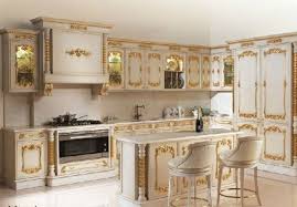 Die Einzigartigen Italienischen Designermobel Von Angelo Cappellini Luxuskuchen Kuchensets Kuchendekoration