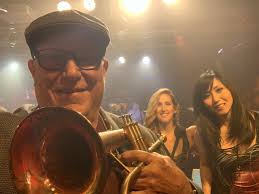 Steve Dillard (@horn_dude) · San Diego, CA