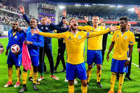Si vous voulez voir plus de vidéo sur le foot,actualité du foot,abonnez vous vous êtes tombées sur la bonne chaîne ;) bonne vidéo. De Dag Dat Union Met 0 3 Won Op Anderlecht En Gent Met Penalty S Club Klopte 7 Memorabele Bekerderby S Achtste Finales Beker Van Belgie Hln Be