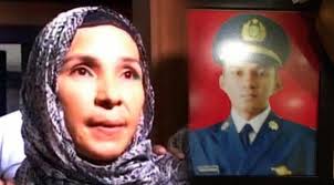 Berita Terbaru dan Profil Artis Terkini: April 2014