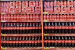 Can aluminum cans replace plastic bottles?