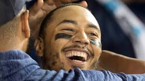 How much money should the Red Sox offer Mookie Betts?