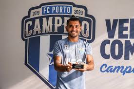 Jesús manuel corona ruíz (american spanish: Fc Porto Mvp Liga 19 20 Tecatito Corona Facebook