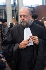 En tout cas, il suffit désormais de la moindre expression sans doute maladroite pour que tout le monde crie haro sur le méluche. Il S Est Echarpe Avec Jean Luc Melenchon