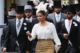 See full list on emirateswoman.com The Queen Is Chic In Hot Pink As She Goes For Racing Glory Royal Ascot Princess Haya Ascot