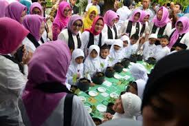 Dalam rangka persiapan penerbitan surat keputusan (sk) penerima tunjangan profesi guru dan tunjangan khusus bagi guru di daerah khusus semester 1 tahun 2018. Tunjangan Khusus Bagi Guru Bukan Pns Di Daerah Khusus
