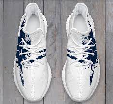 Dallas Cowboys Yeezy Boost 350 V2 Lightweight Sneakers Cowboys Running Shoes Nfl Dallas Cow Dallas Cowboys Shoes Cowboy Shoes Running Shoes For Men