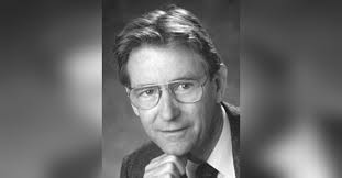 Obituary information for Dr. Robert E. Davis