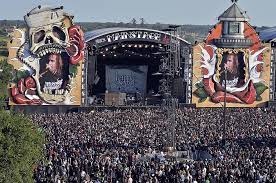 Hellfest open air which takes place in clisson, western france is one of the biggest rock, metal and punk festivals in europe. Gpxm5db1tqczym