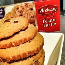 A few years ago when the company was in dire straits, cashew nougats were discontinued. Discontinued Archway Cookies Old Packaging Pin By Amanda Beers On Gone But Not Forgotten There Is Certainly No Shortage Of Options In The Cookie Aisle Candace0lj Images