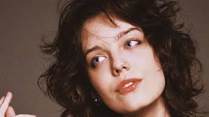 Ana Jeckel fala sobre trabalho nas produções da Disney e na literatura