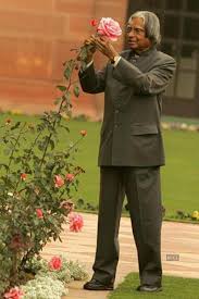 You Have To Dream Before Your Dreams Can Come True Meaning In Tamil His Last Tweet On Monday Sounded Enthusiastic Going To Shillong Photogallery Abdul Kalam Kalam Quotes Inspirational Leaders