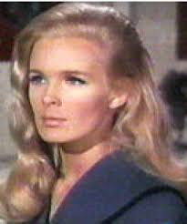 Joan Collins dishes the dirt