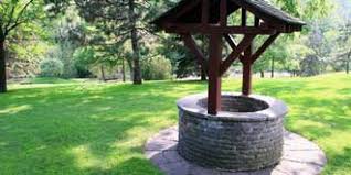 Le sourcier et le puisatier déterminent s'il existe des un rapport complet est remis au professionnel en charge des travaux ou au propriétaire du terrain. Prix D Un Forage De Puits En 2021