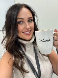 Tracy Farthing's Instagram, Twitter & Facebook