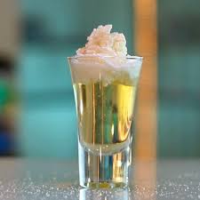 Apple Pie Shooter Tipsy Bartender Vodka And Apple Juice Tipsy Bartender Apple Juice Cocktail