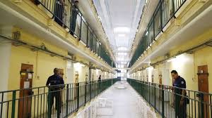 Un Detenu S Evade De La Prison De Bethune Pour Feter L Anniversaire De Sa Fille L Express