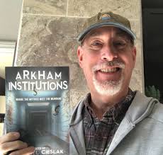 It's STORYTIME THURSDAY. What is your favorite Lovecraftian horror tale  that you enjoy